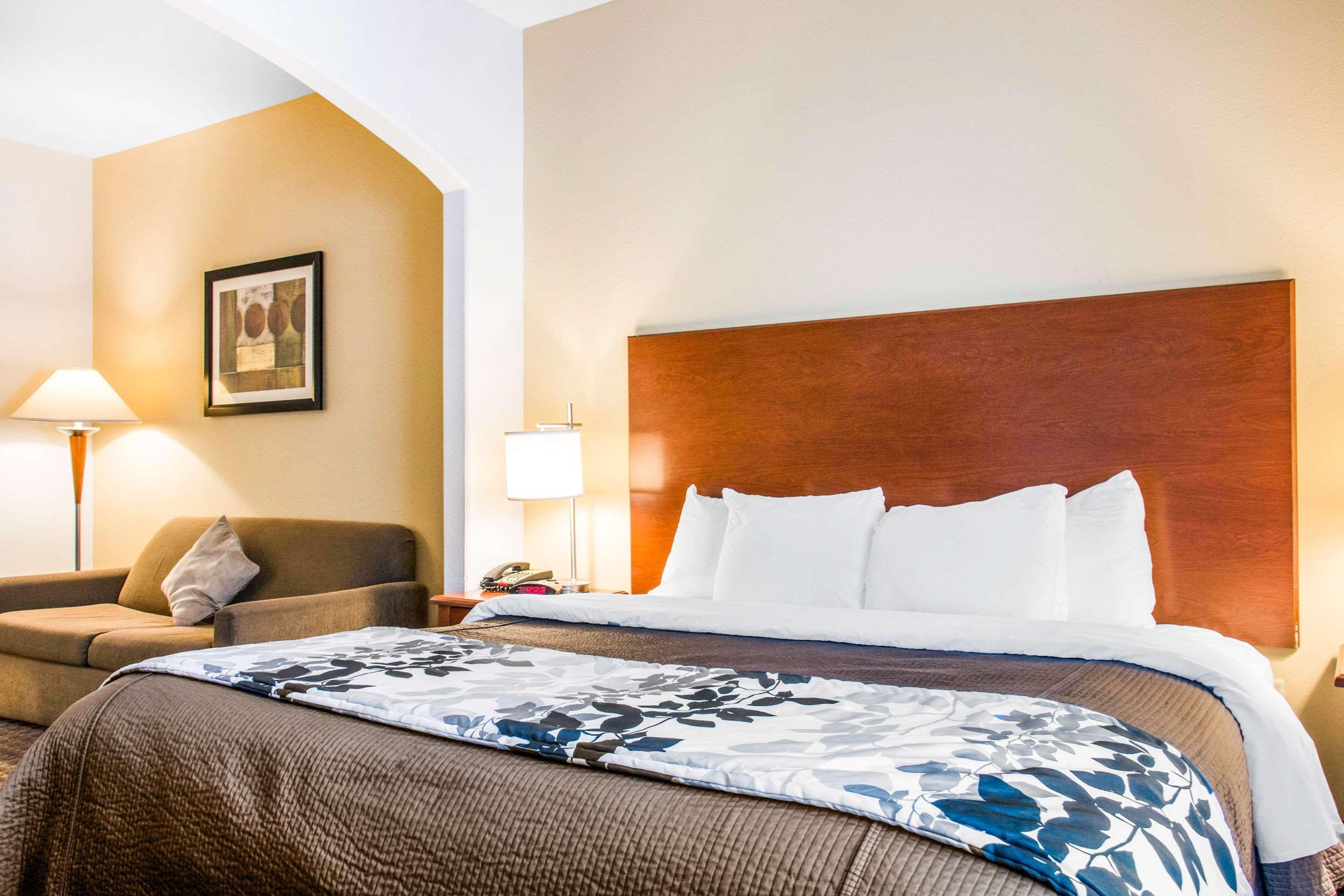 Sleep Inn & Suites Пуулър Екстериор снимка