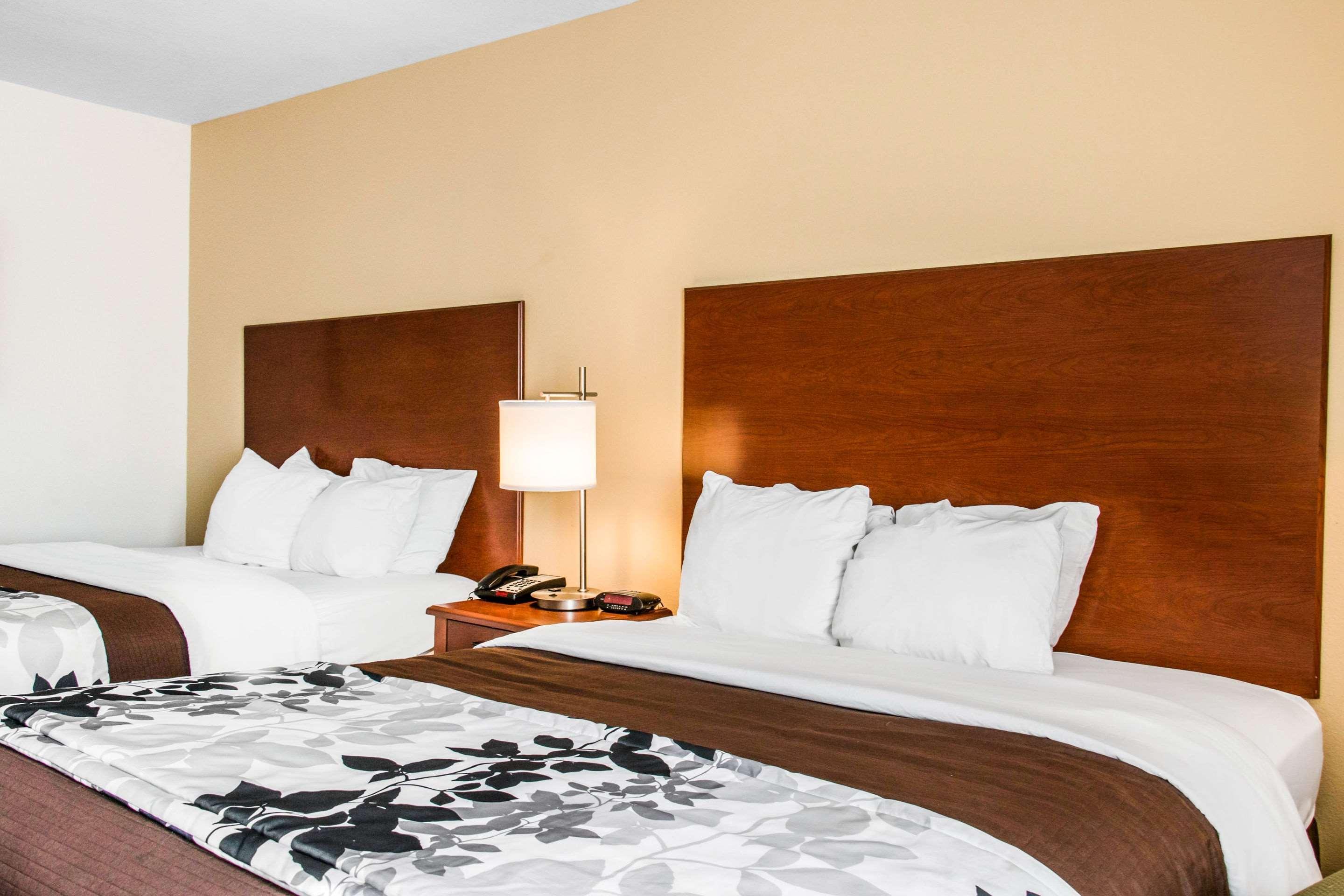 Sleep Inn & Suites Пуулър Екстериор снимка